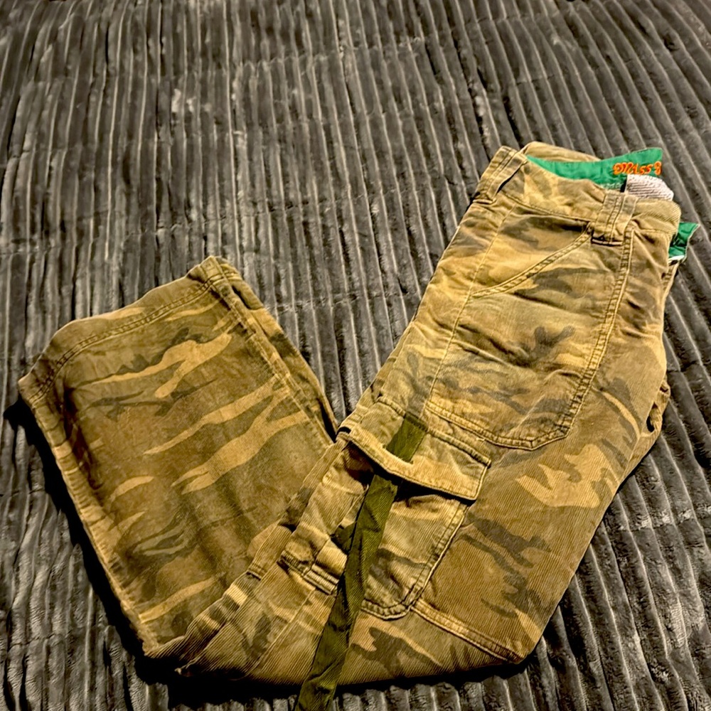 “Miss Me” corduroy camouflage, utility pants size S/26 waist 9” H leg 11” W - Picture 3 of 8